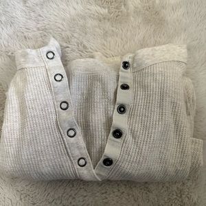 Aerie Fitted Henley Size S